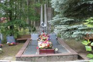 Братская могила, п.Гирвас